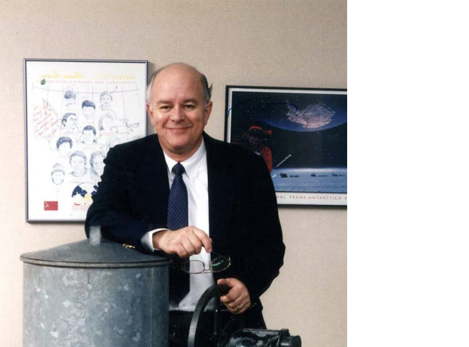 д-р Марк Морис младши