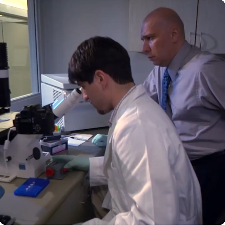 учени от Two Hill's Pet Nutrition